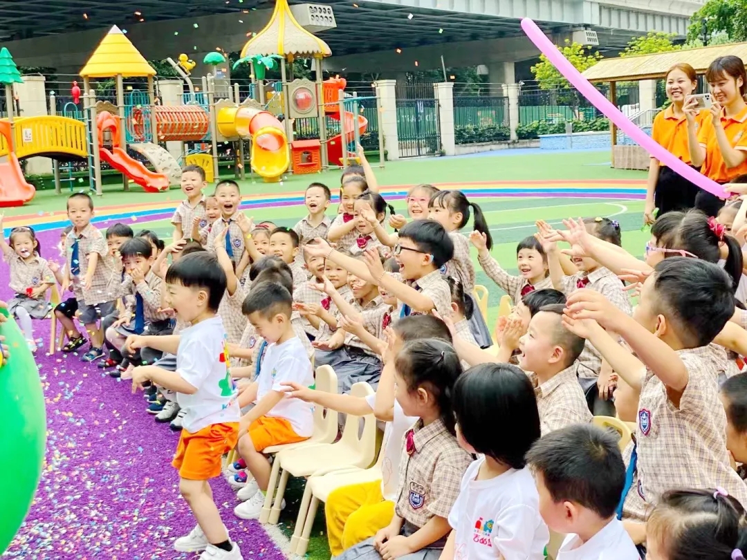 東方遇見西方！川劇變臉、美猴王、小丑……吉的堡幼兒園開展跨文化美學(xué)教育活動