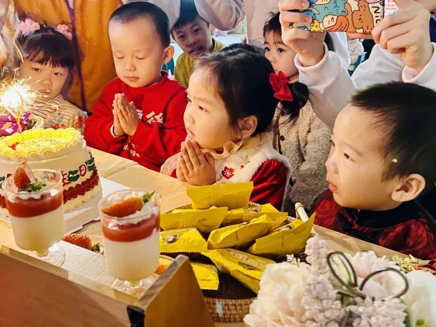 驚艷！萌鬼派對(duì)、森林派對(duì)、輕松熊……吉的堡幼兒園繽紛主題生日趴，為成長(zhǎng)添彩！