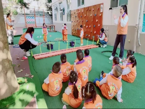 吉的堡幼兒園舉辦賽課活動，匠心教研，一展教師風采