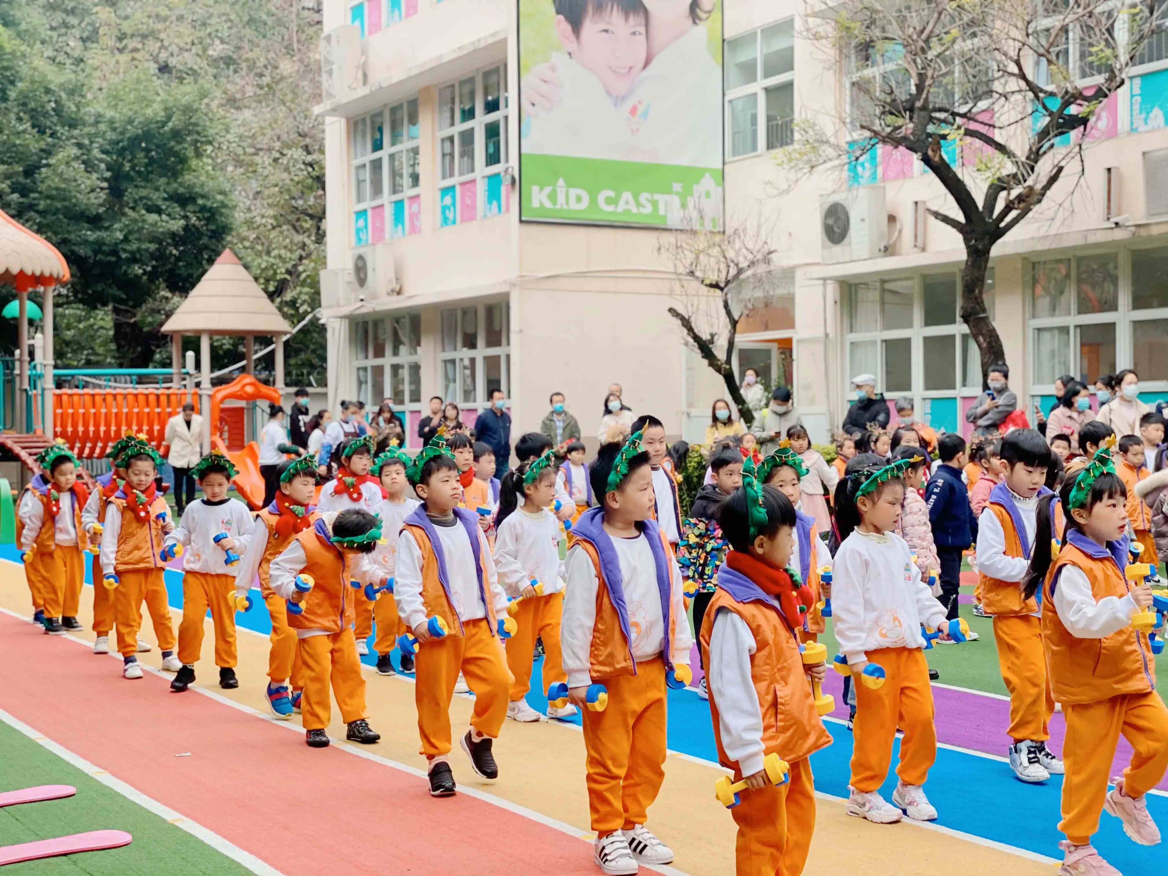 吉的堡幼兒園家長開放日如約而至，用愛陪伴，共享童樂！