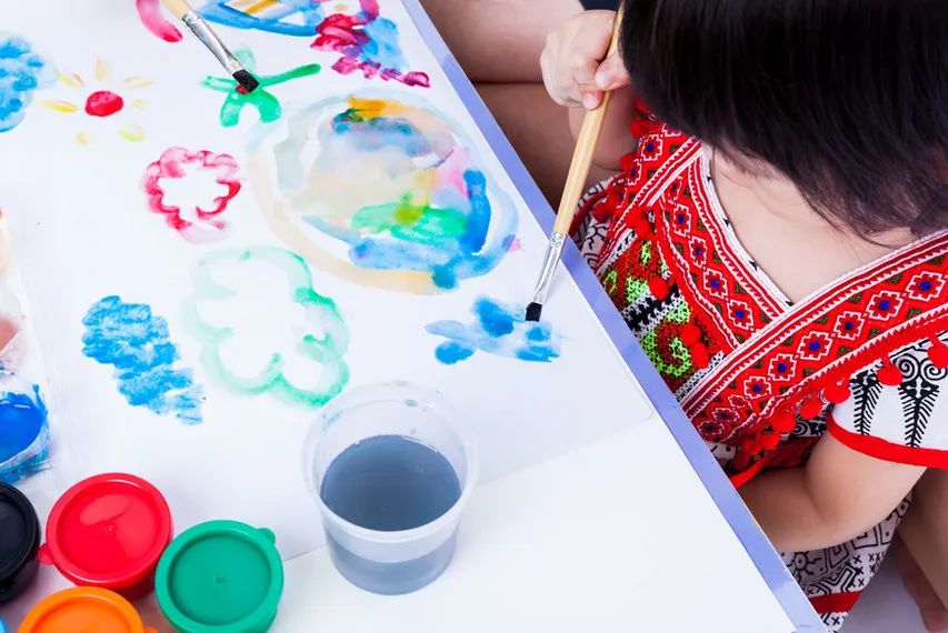 培养孩子艺术能力，吉的堡提醒家长避免走入少儿美学教育误区！