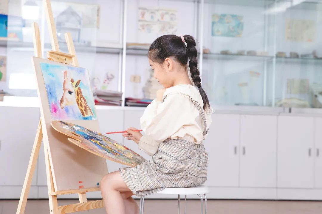 少儿美术教育为何成为刚需？吉的堡艺术美学培养堡贝艺术素养！