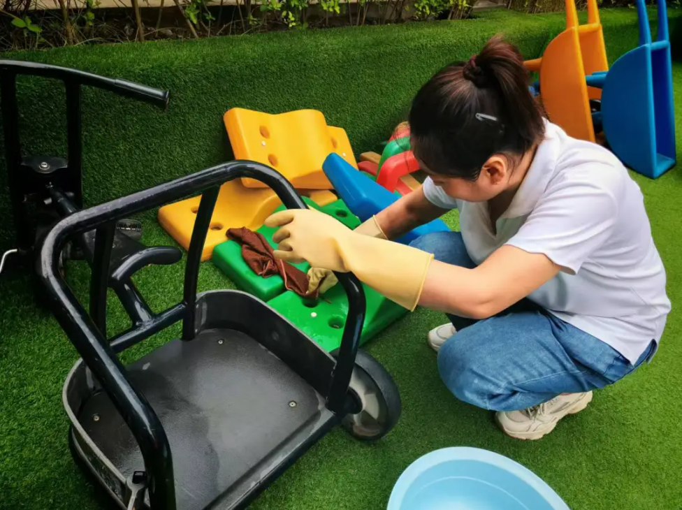 吉的堡幼兒園：落實每日保健工作，共筑園所衛(wèi)生防線