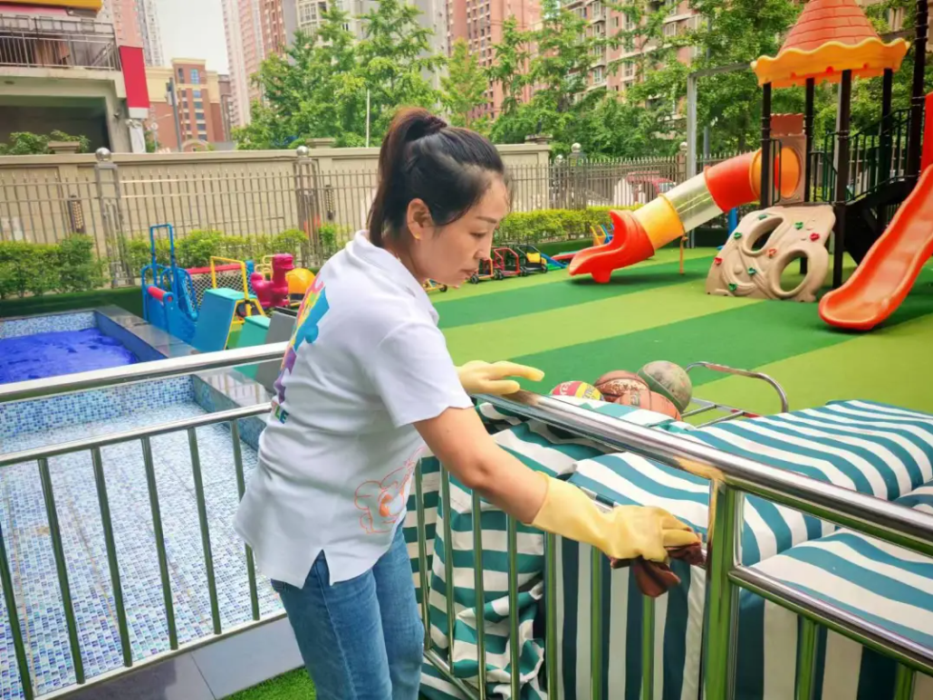 吉的堡幼兒園：落實每日保健工作，共筑園所衛(wèi)生防線